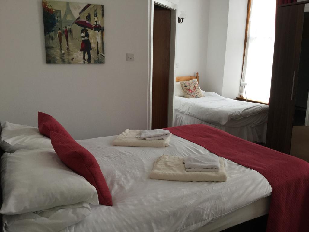 The Dunn Thing Guest House Ayr Room photo