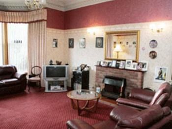 The Dunn Thing Guest House Ayr Exterior photo